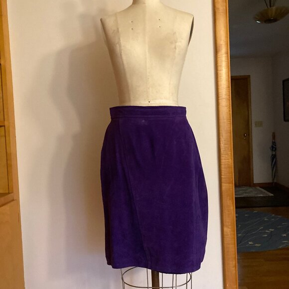 Tarazzia Internationale Double Breasted Blazer W/ Skirt - Picture 14 of 15